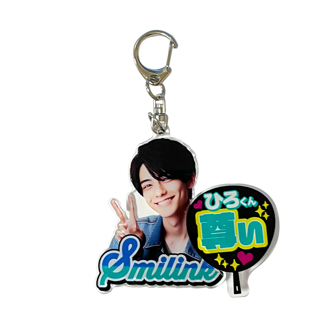 オリジナル くるくる回転アクリルキーホルダー
アーティスト・ライブグッズ系
オリジナルグッズ OEM制作サンプル