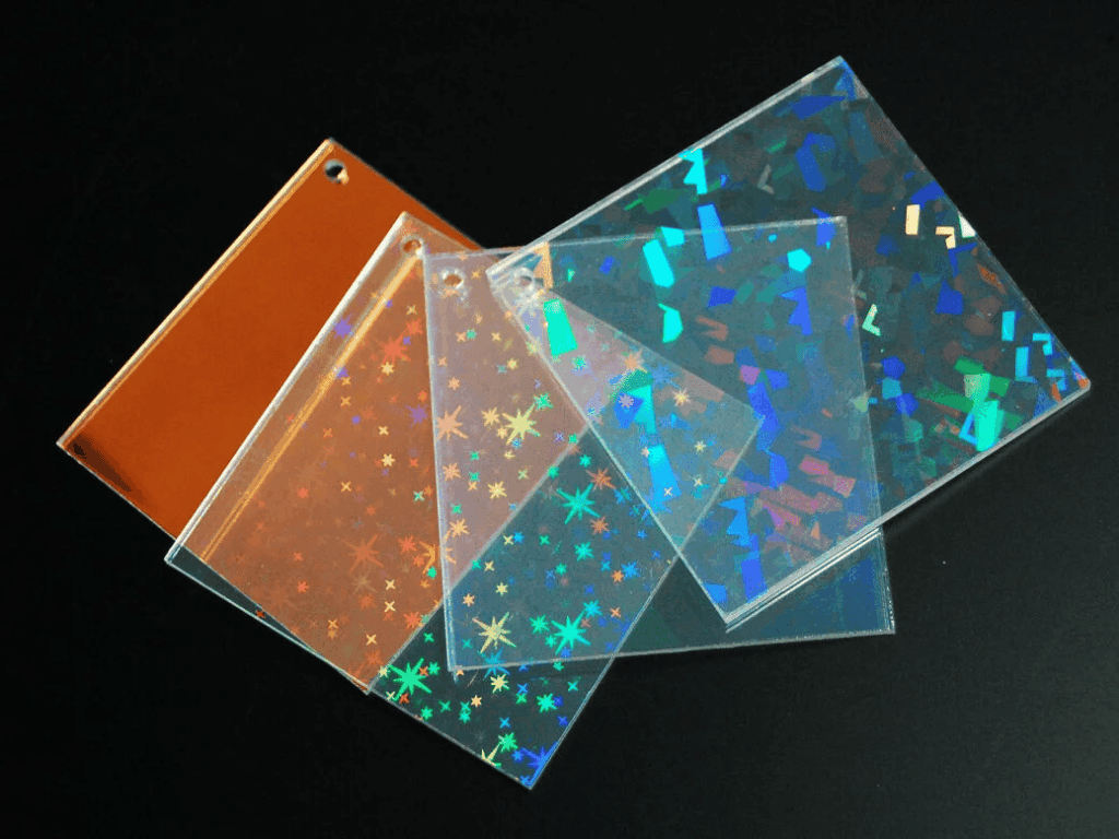 カラーアクリルへの印刷も可能2